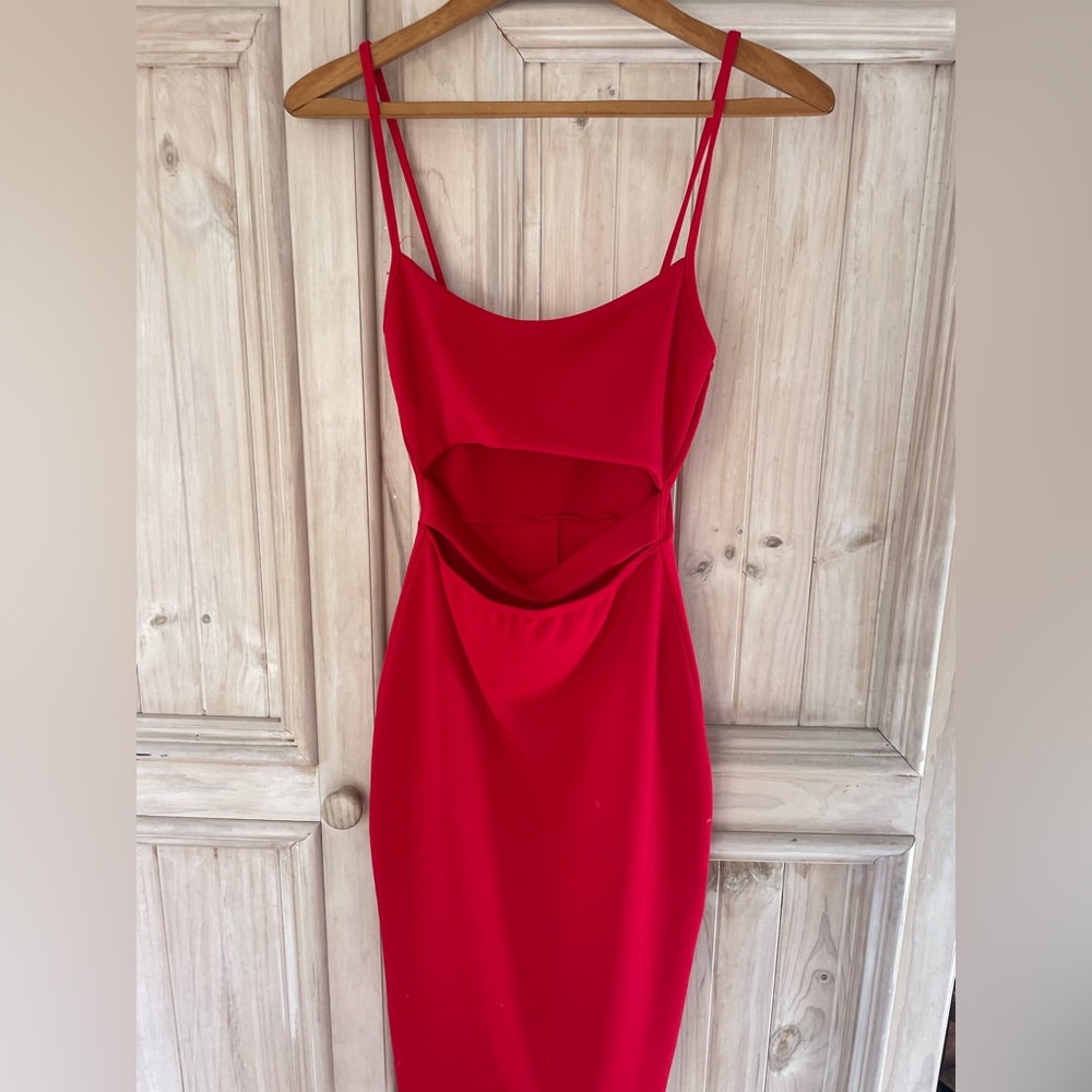 Red dress, slender fit.